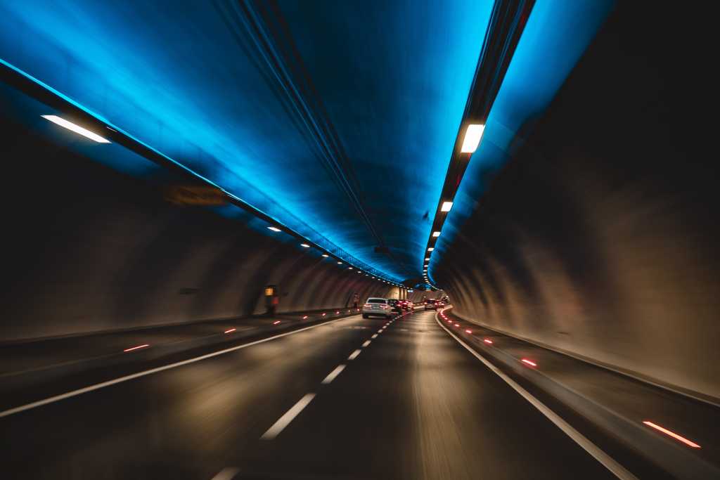 Traffic tunnel